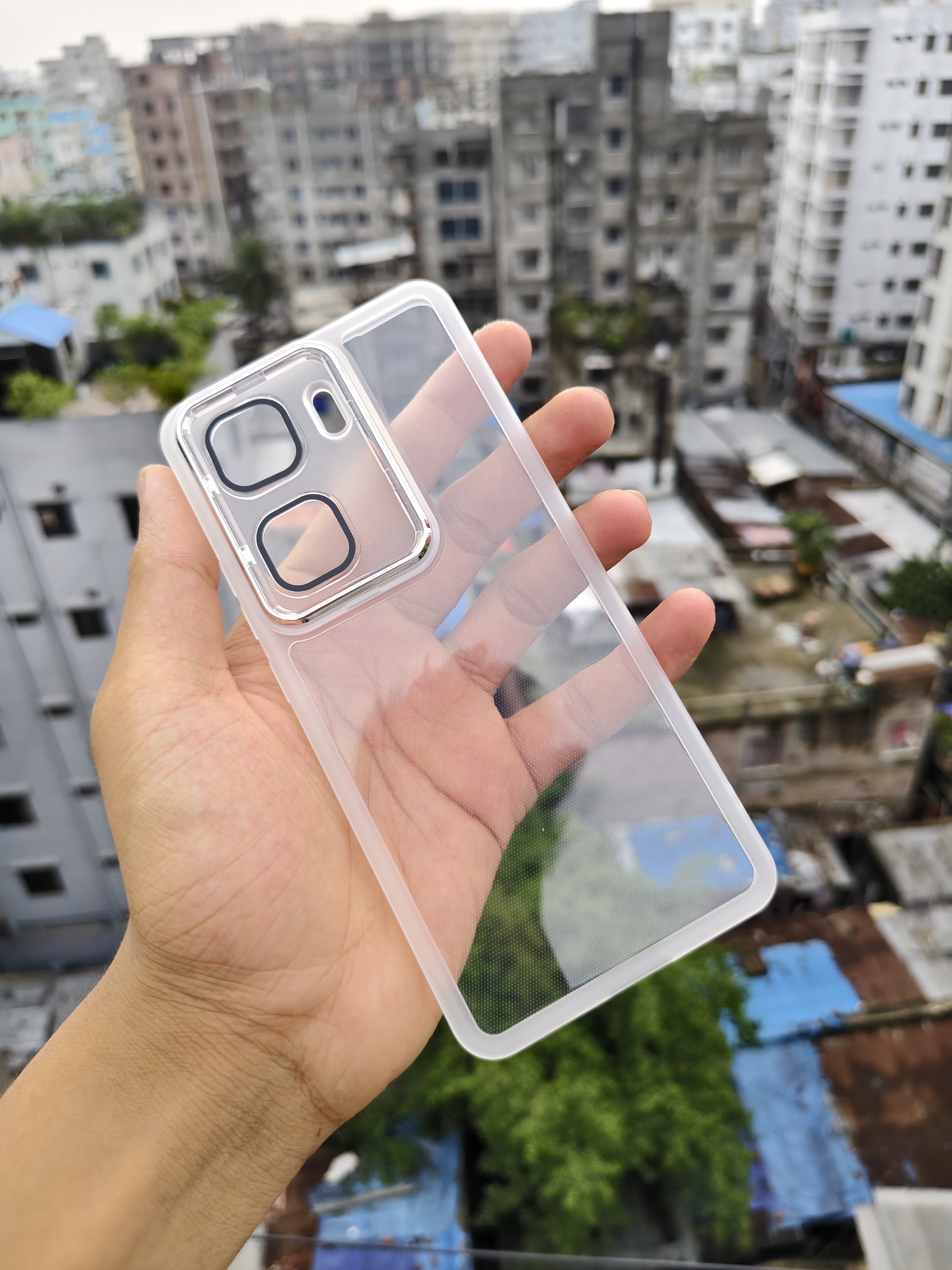 IQOO Neo10 premium transparent soft case with lens_img_2