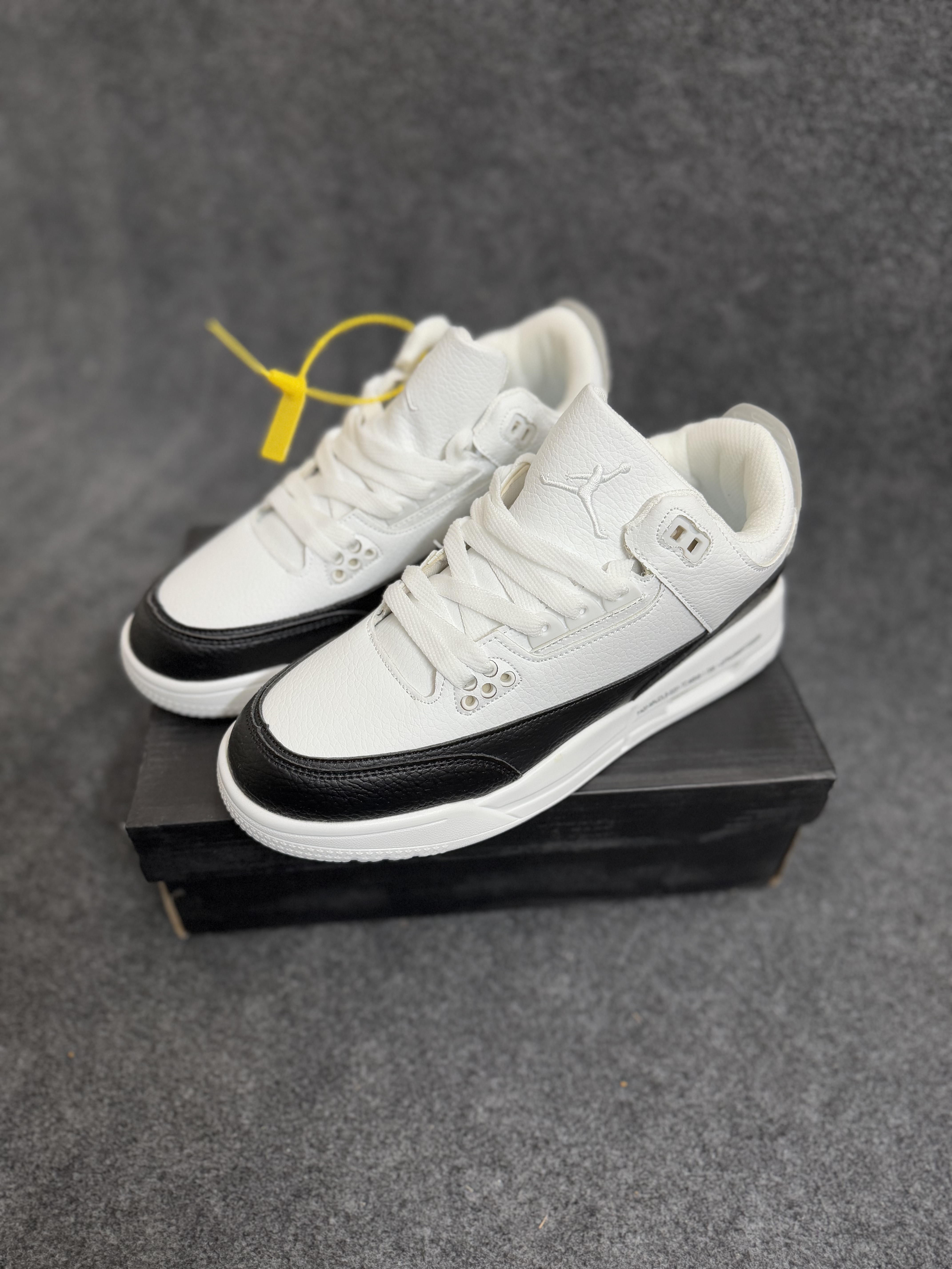 Air Jordan 3 Retro_img_3