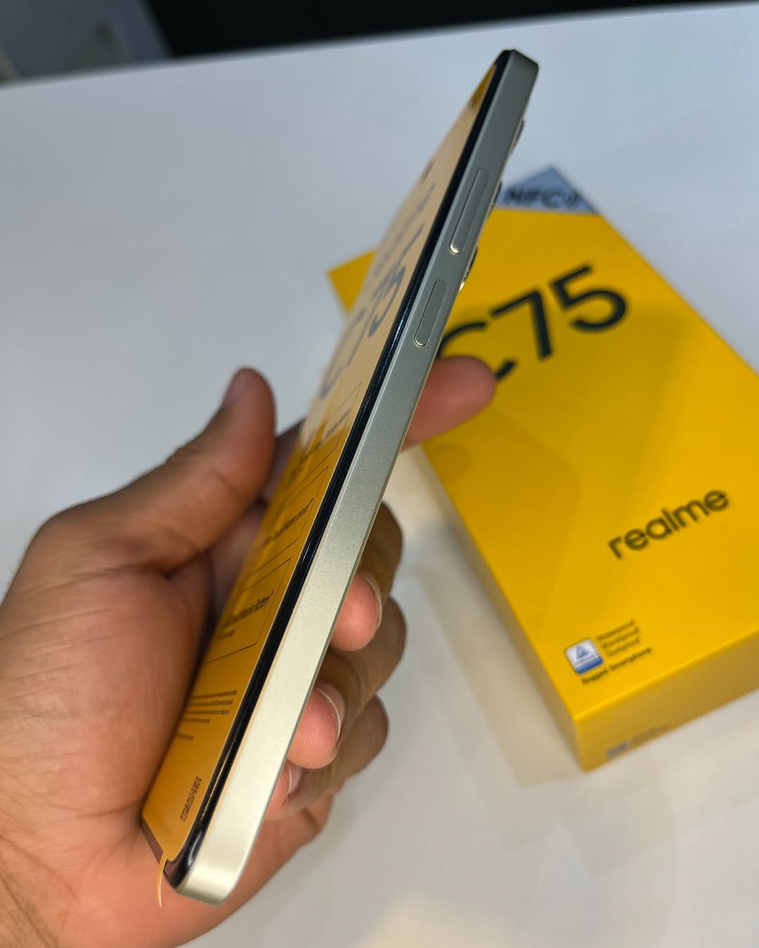 Realme C75_img_3