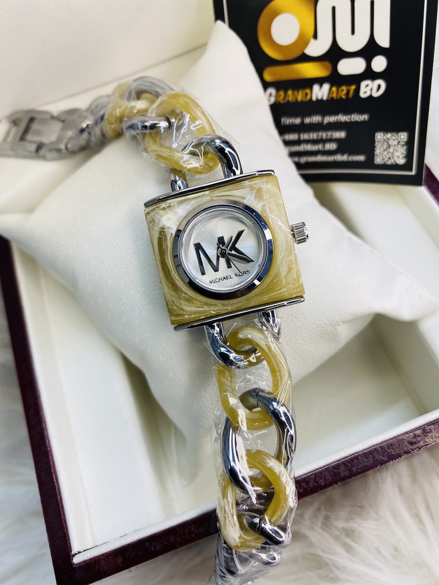 Mk Girls Crystal Look