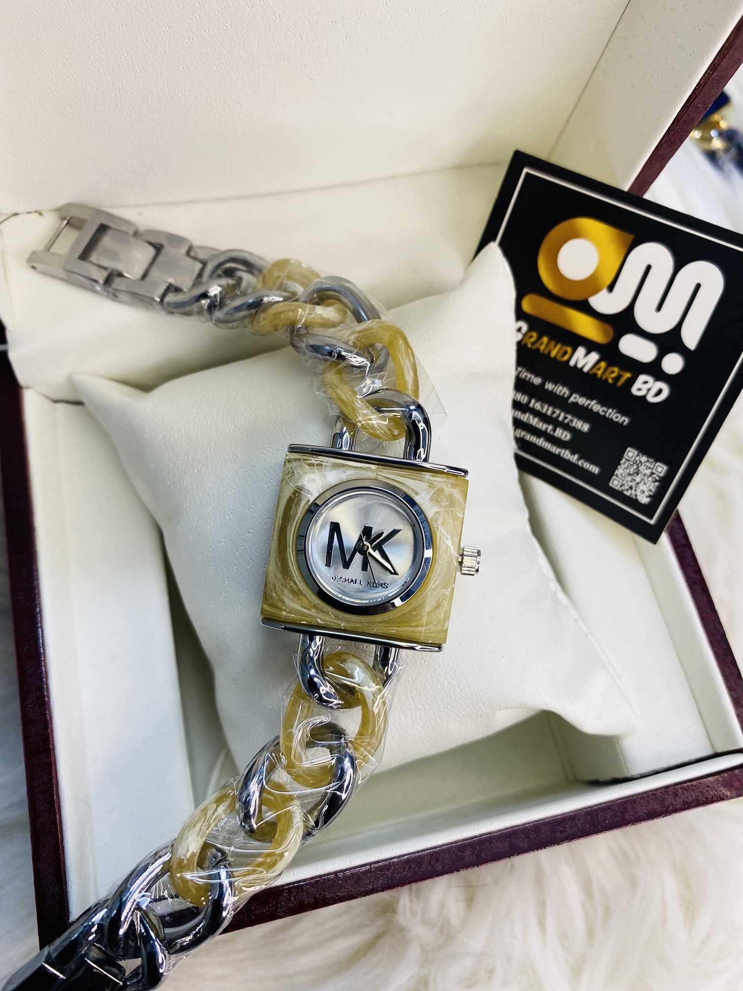 Mk Girls Crystal Look_img_1