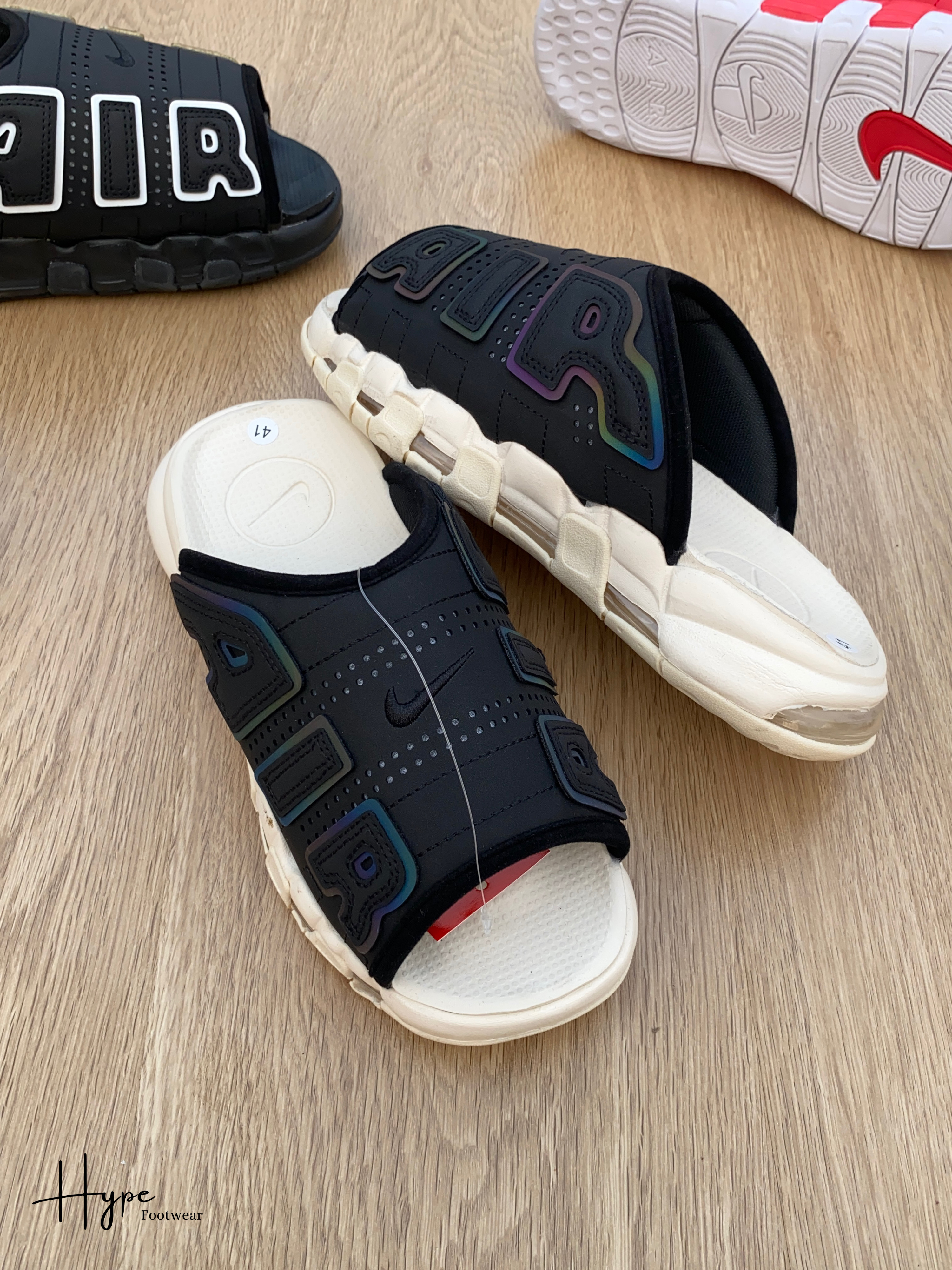 Nike Air More Uptempo in Cream Sole_img_2