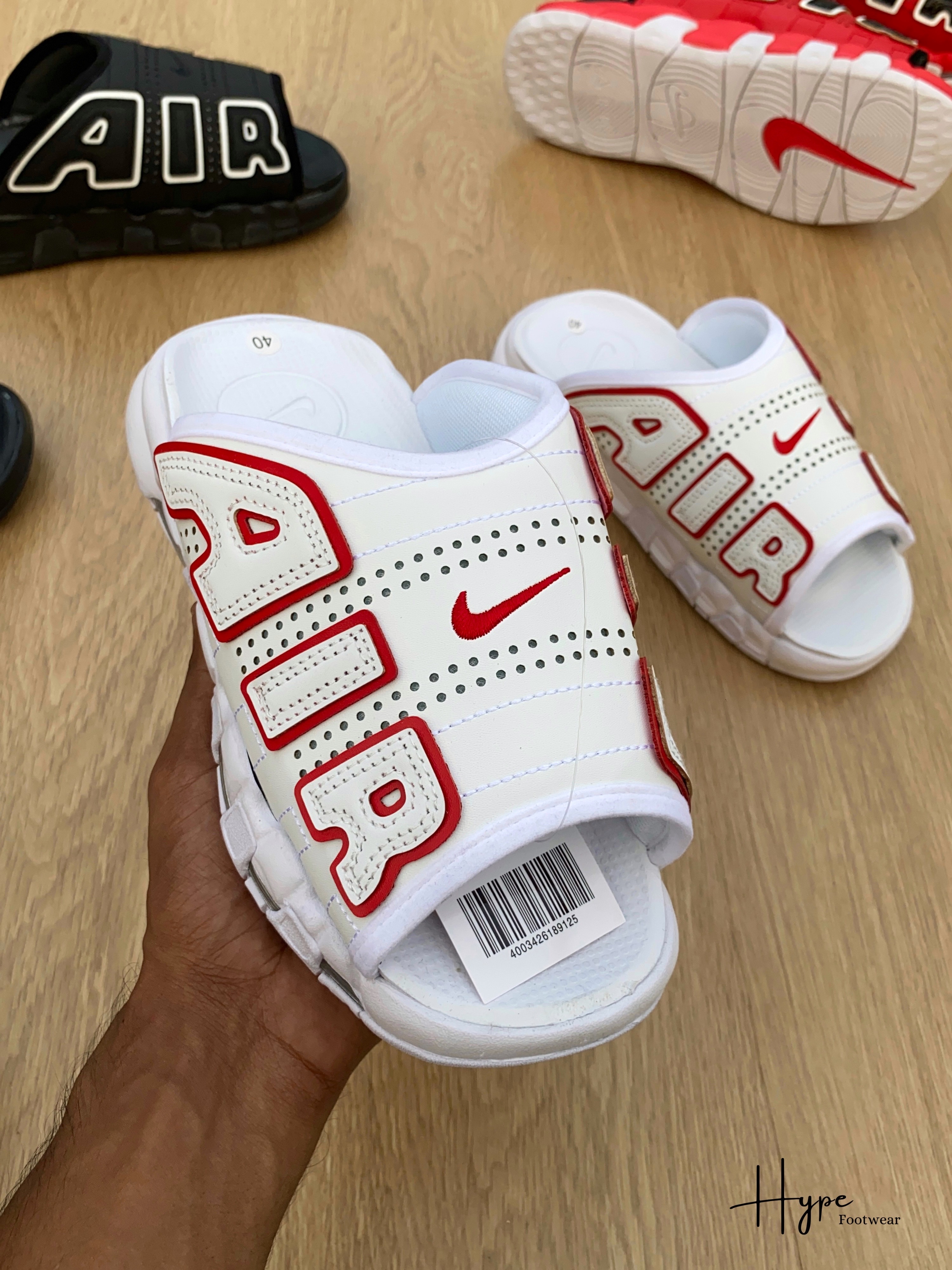 Nike Air More Uptempo in White_img_0