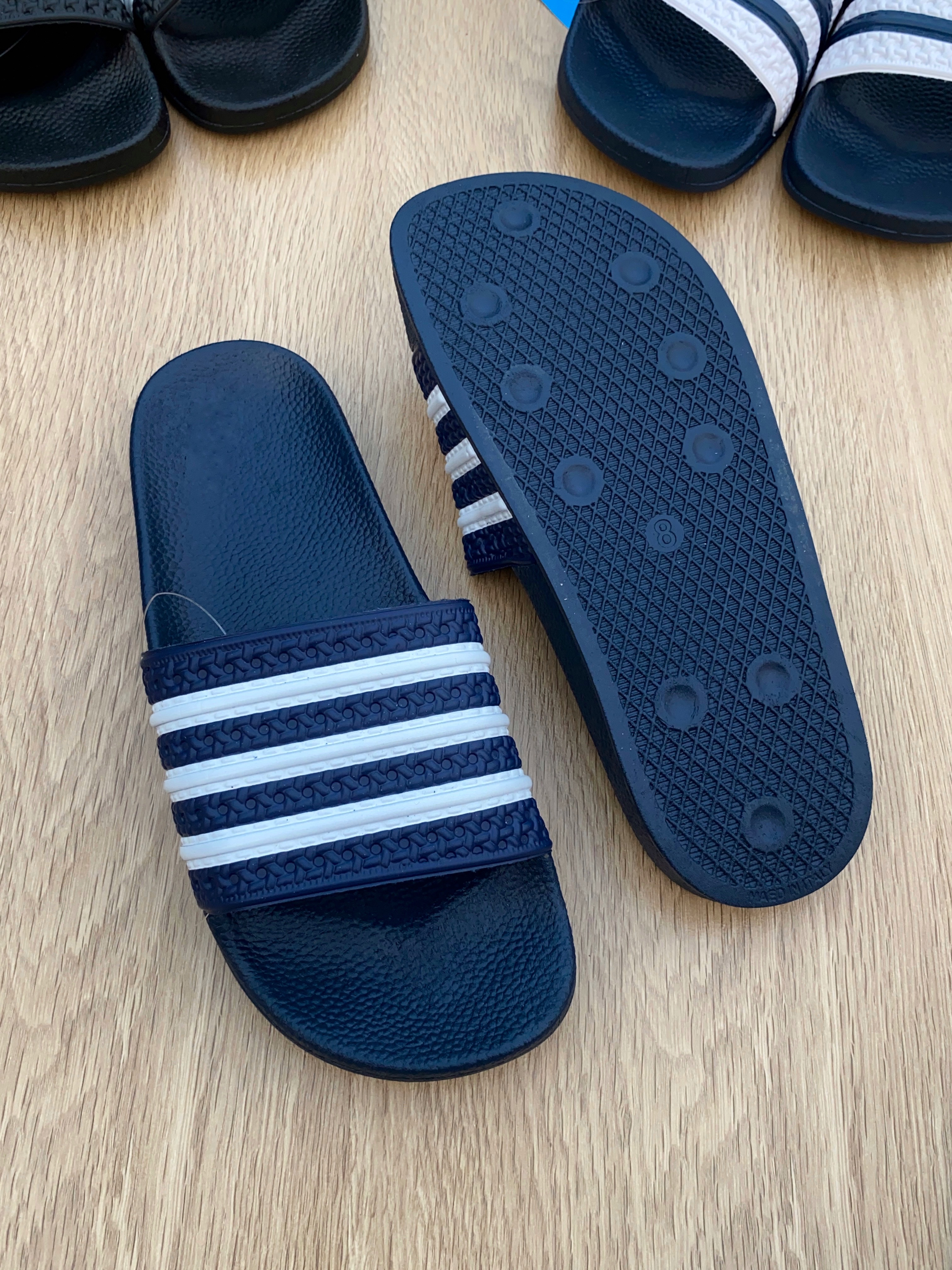 Adidas Adilette Slide (Blue-White)_img_3