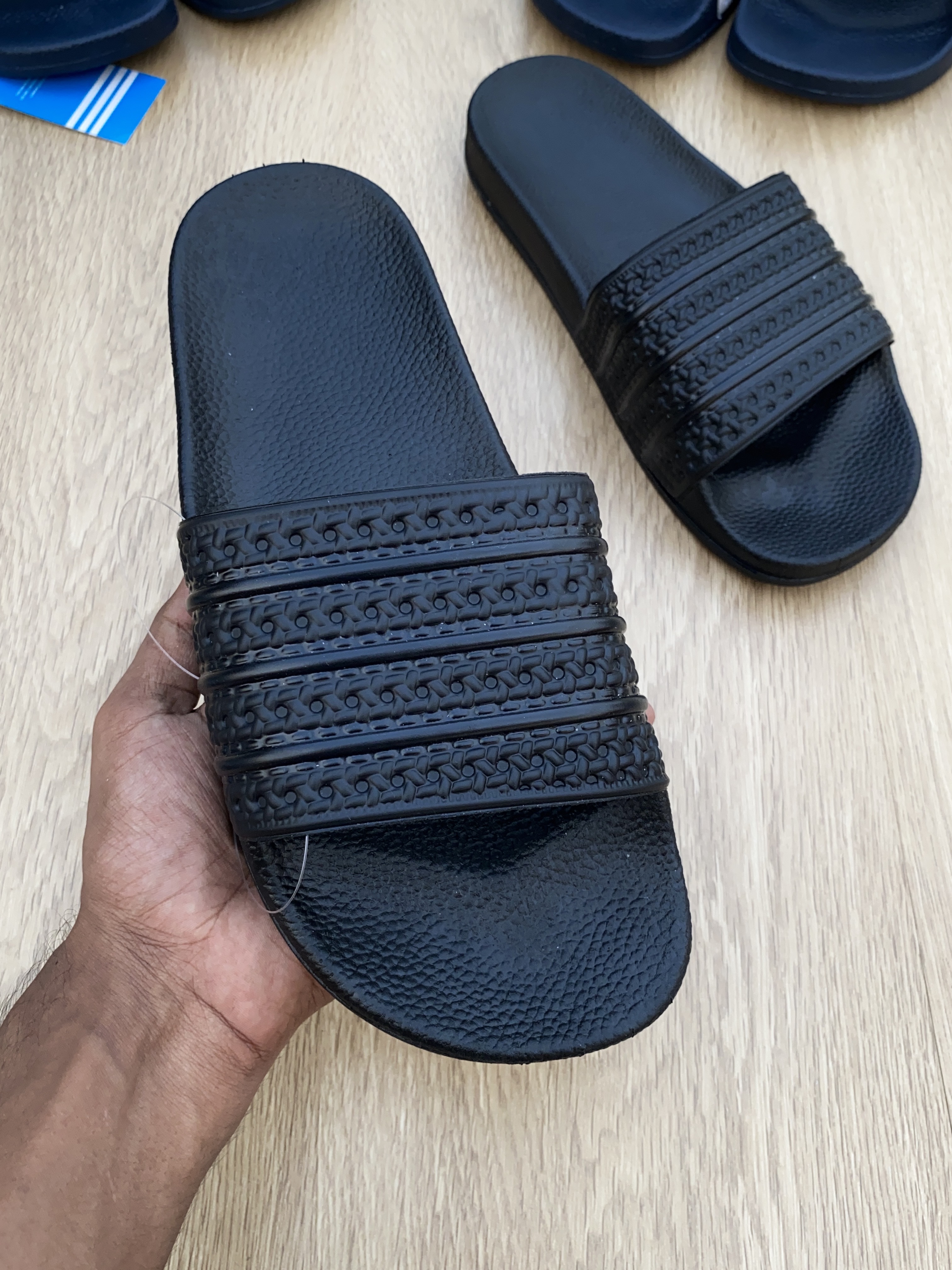 Adidas Adilette Slide (Black)_img_1