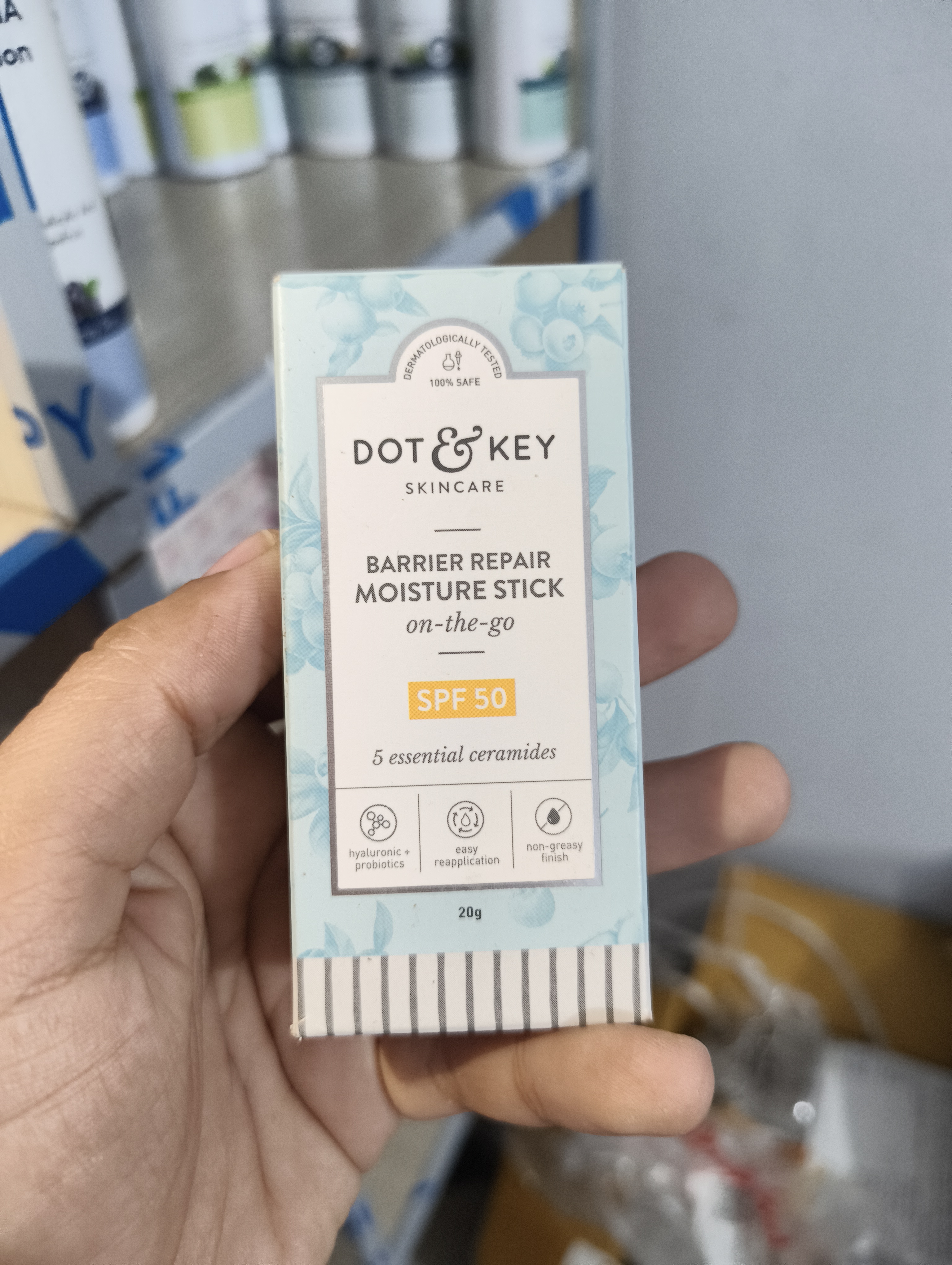 Dot & Key Barrier Repair Moisture Stick 20g_img_1