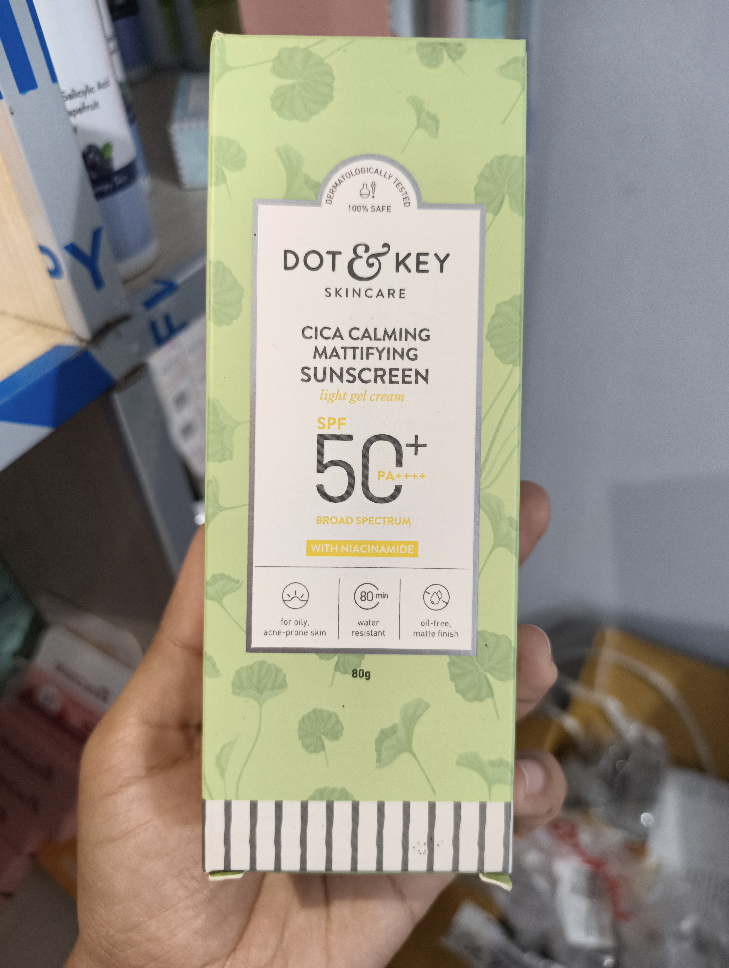 Dot & Key CICA Calming Mattifying Sunscreen SPF 50 PA++++ | 80g_img_1