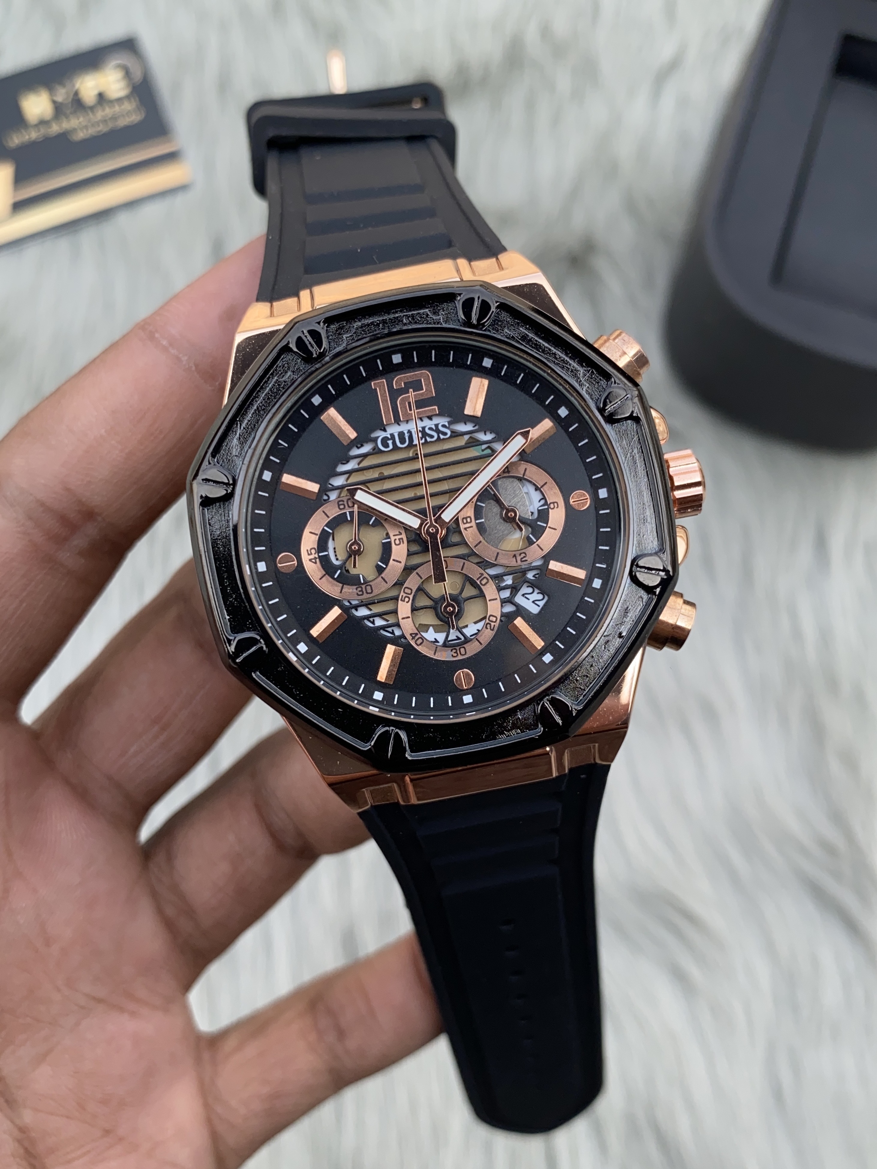 GUESS chronograph rubber belt_img_0