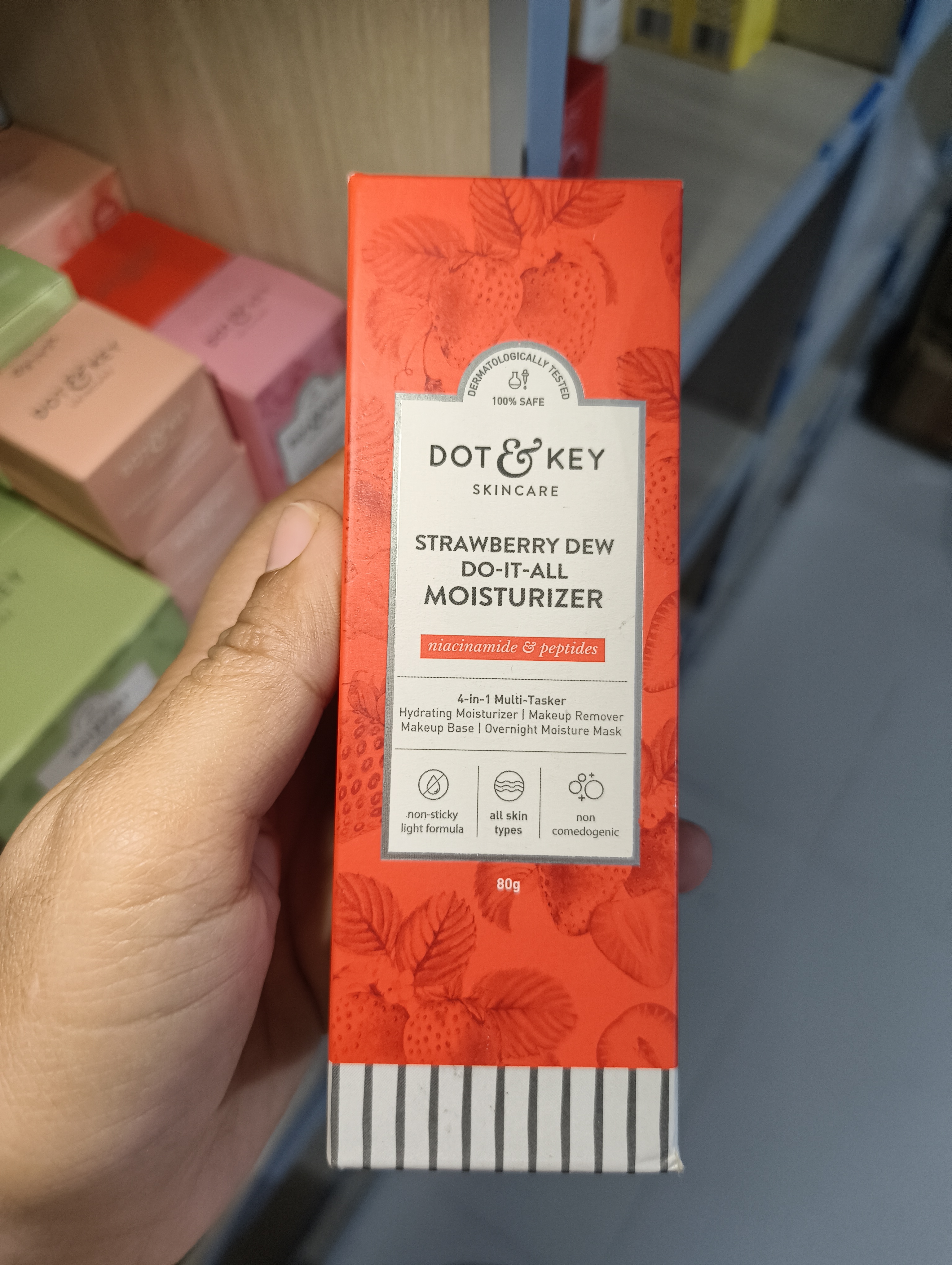 Dot & Key Strawberry Brightening Moisturizer 80g_img_2