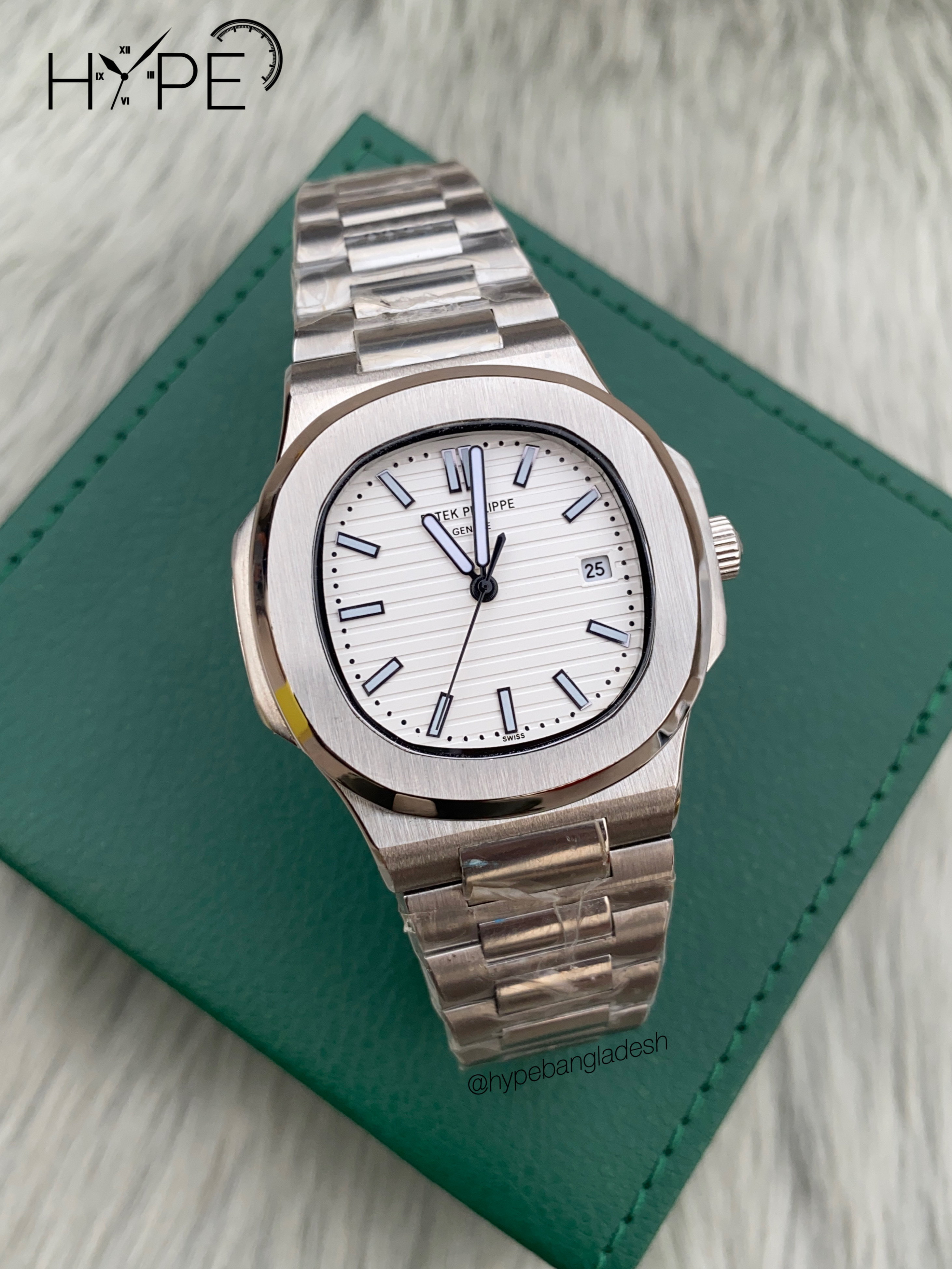 Patek nautilus AAA automatic (white dial)_img_0