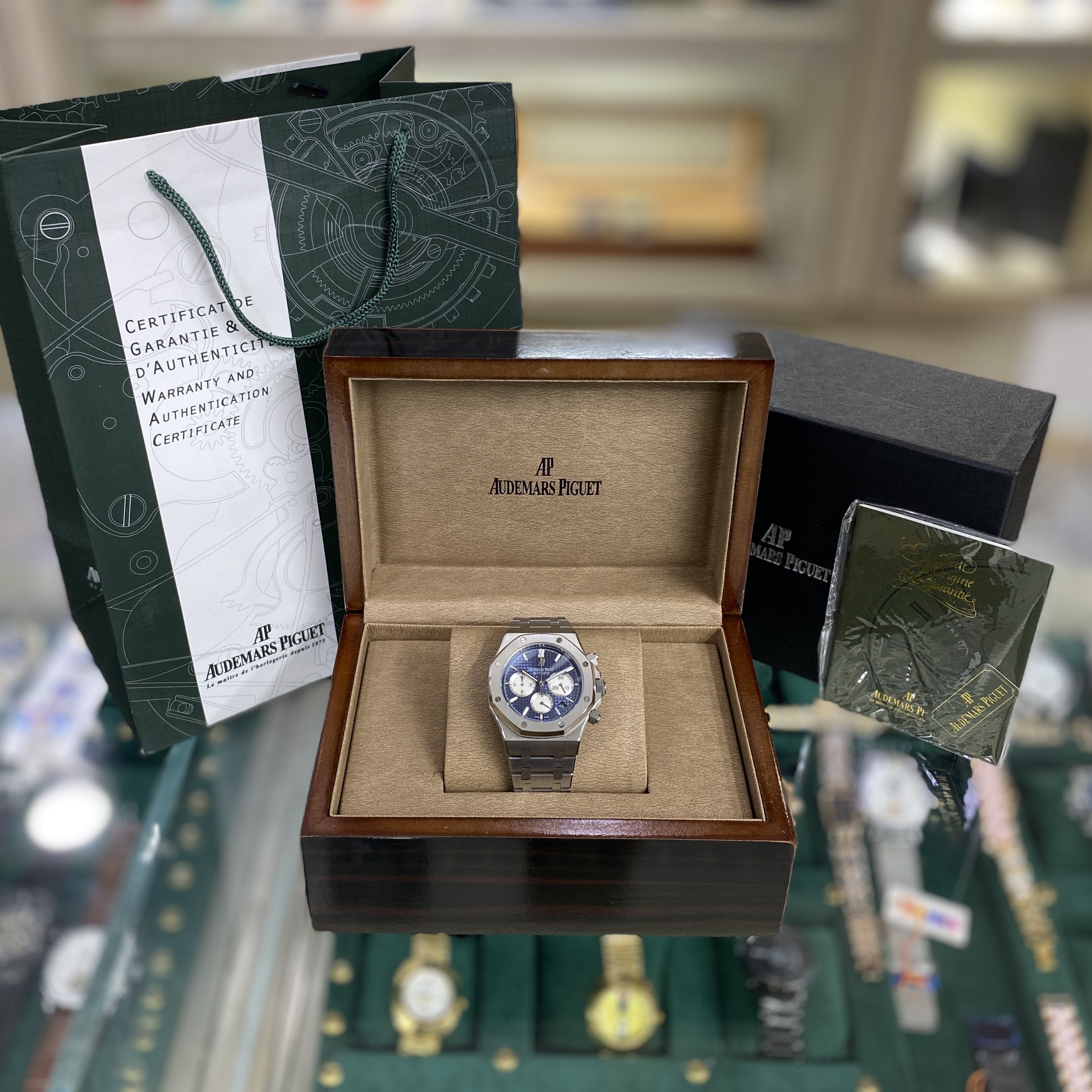 AP box (only packaging, no watch)_img_0