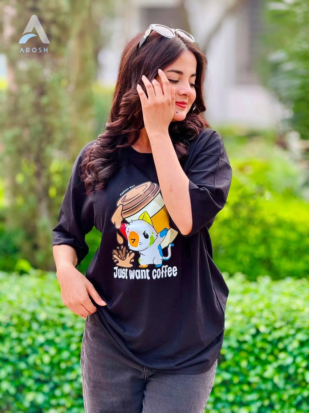 Ladies T-shirt (Just want Coffee)_img_2