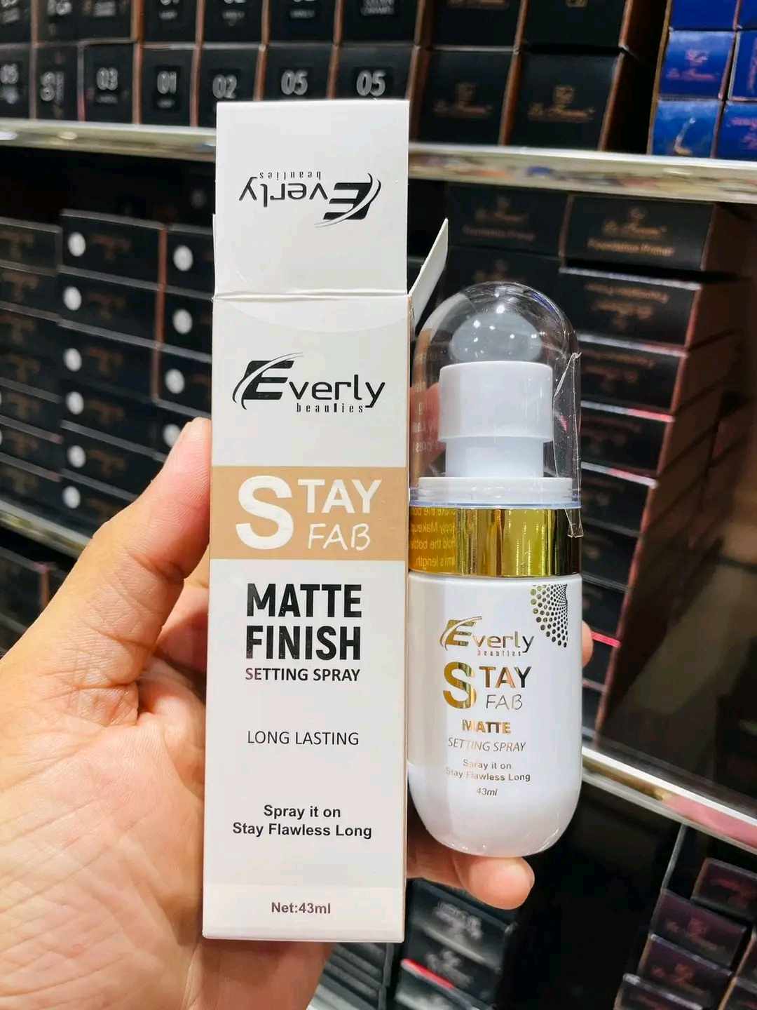 𝐄𝐯𝐞𝐫𝐥𝐲 𝐌𝐚𝐭𝐭𝐞 𝐒𝐞𝐭𝐭𝐢𝐧𝐠 𝐒𝐩𝐫𝐚𝐲