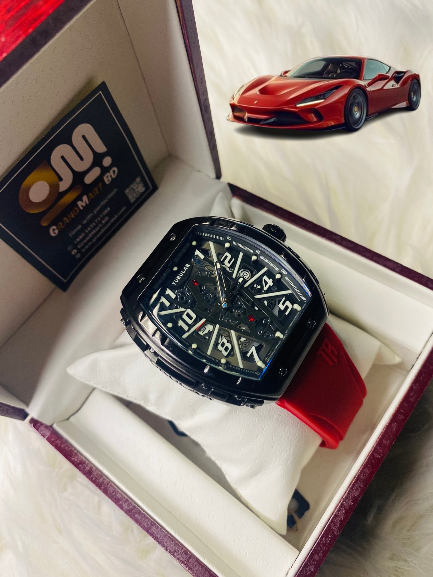 Tubular sports watch