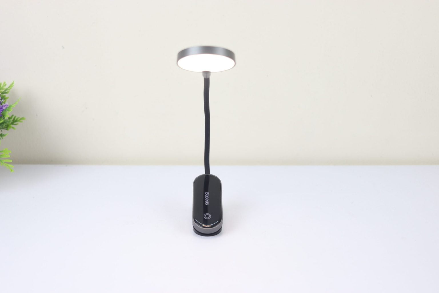 Baseus Rechargeable Mini Clip Lamp For Book Reading, Aquarium, Laptop Keybaord Light Portable And Useful (DGRAD-0G)_img_4