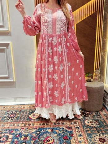 Lucknow Gawon 2 Piece Embroidery Tow piece Set (Baby Pink)