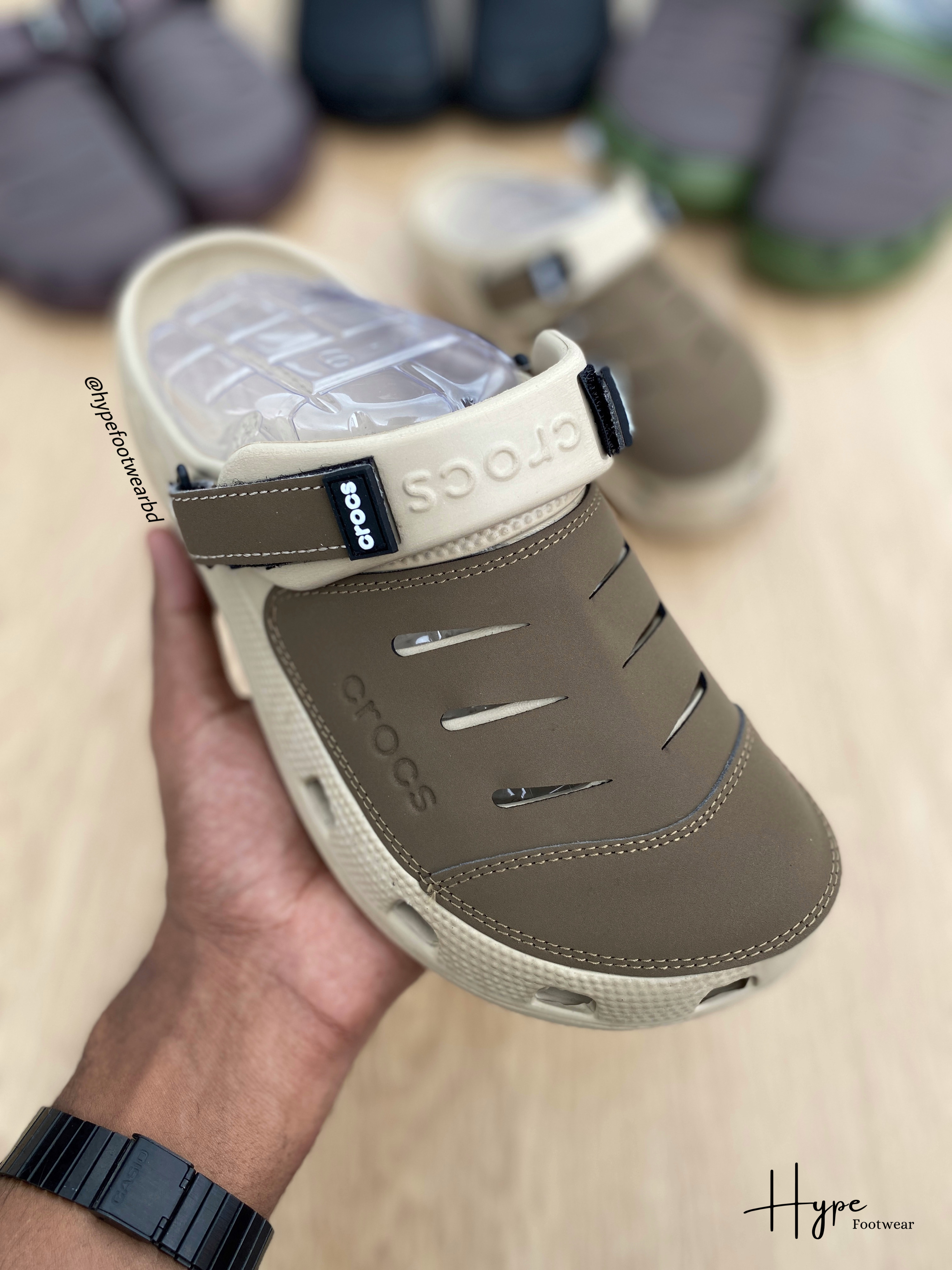 Crocs Yukon Vista (Khaki)_img_1