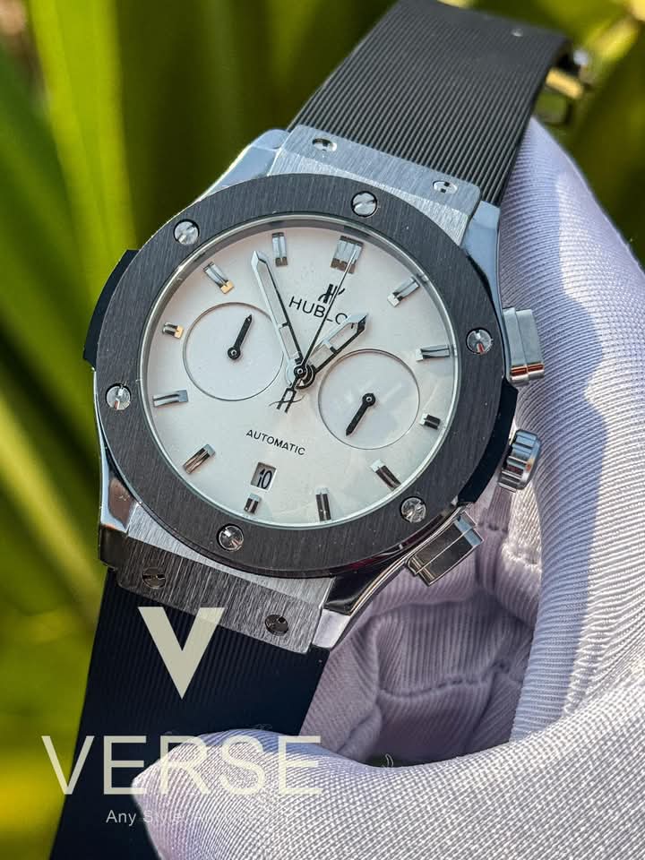 Hublot classic fusion silicon black bezel white dial