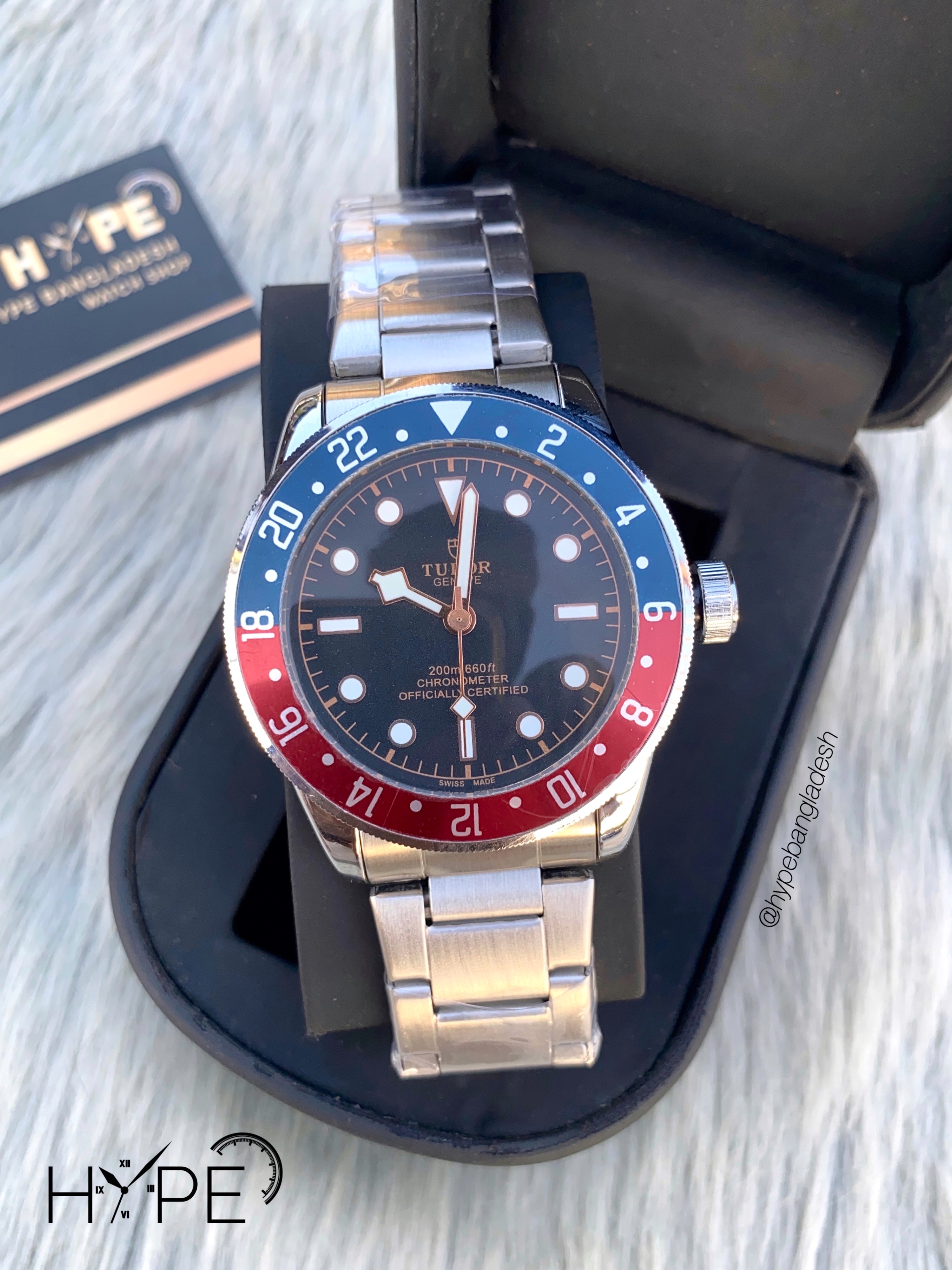 TUD0R Quartz (Blue-Red Bezel)_img_0