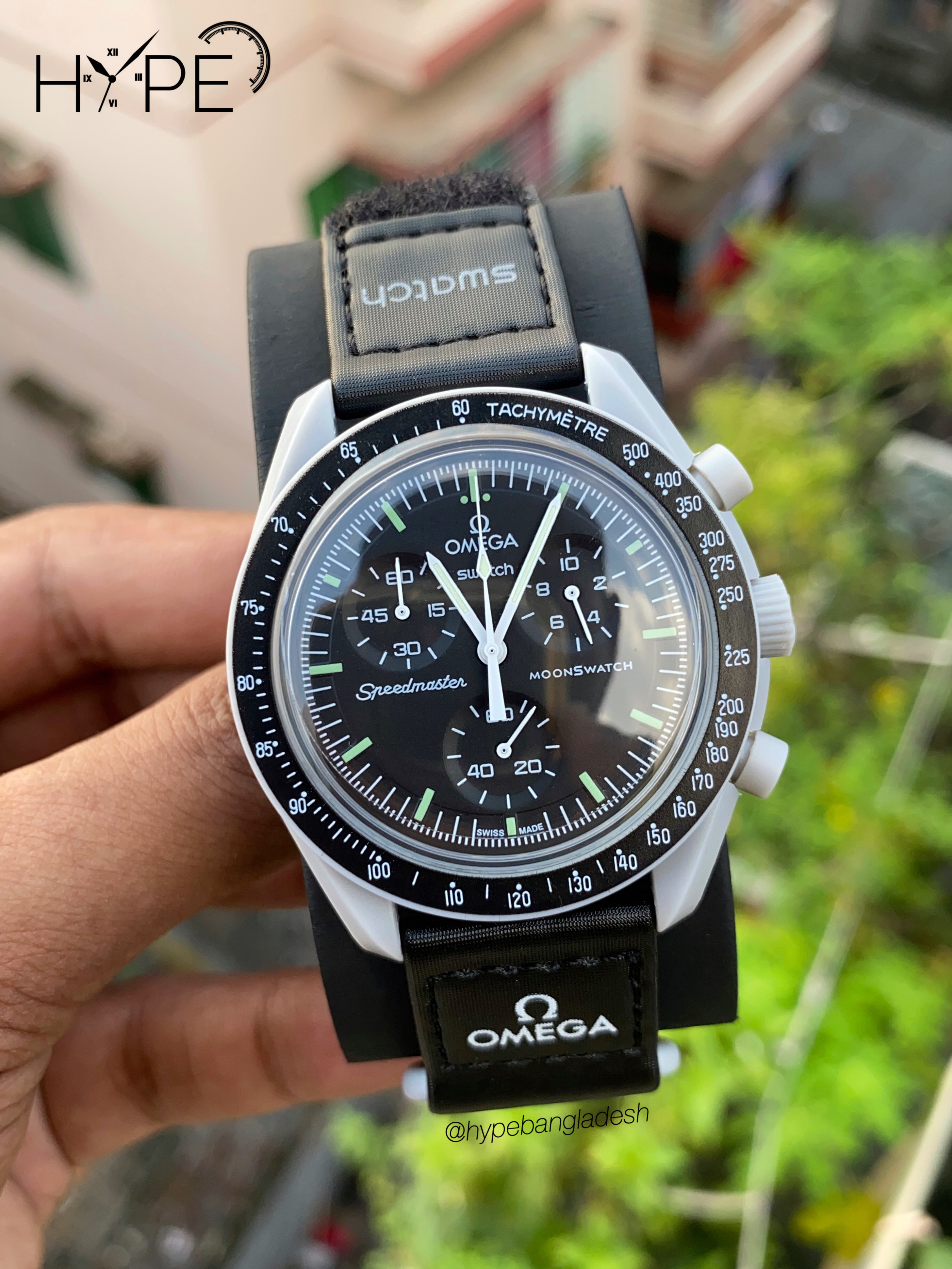 0mega swatch chronograph (Black)_img_1