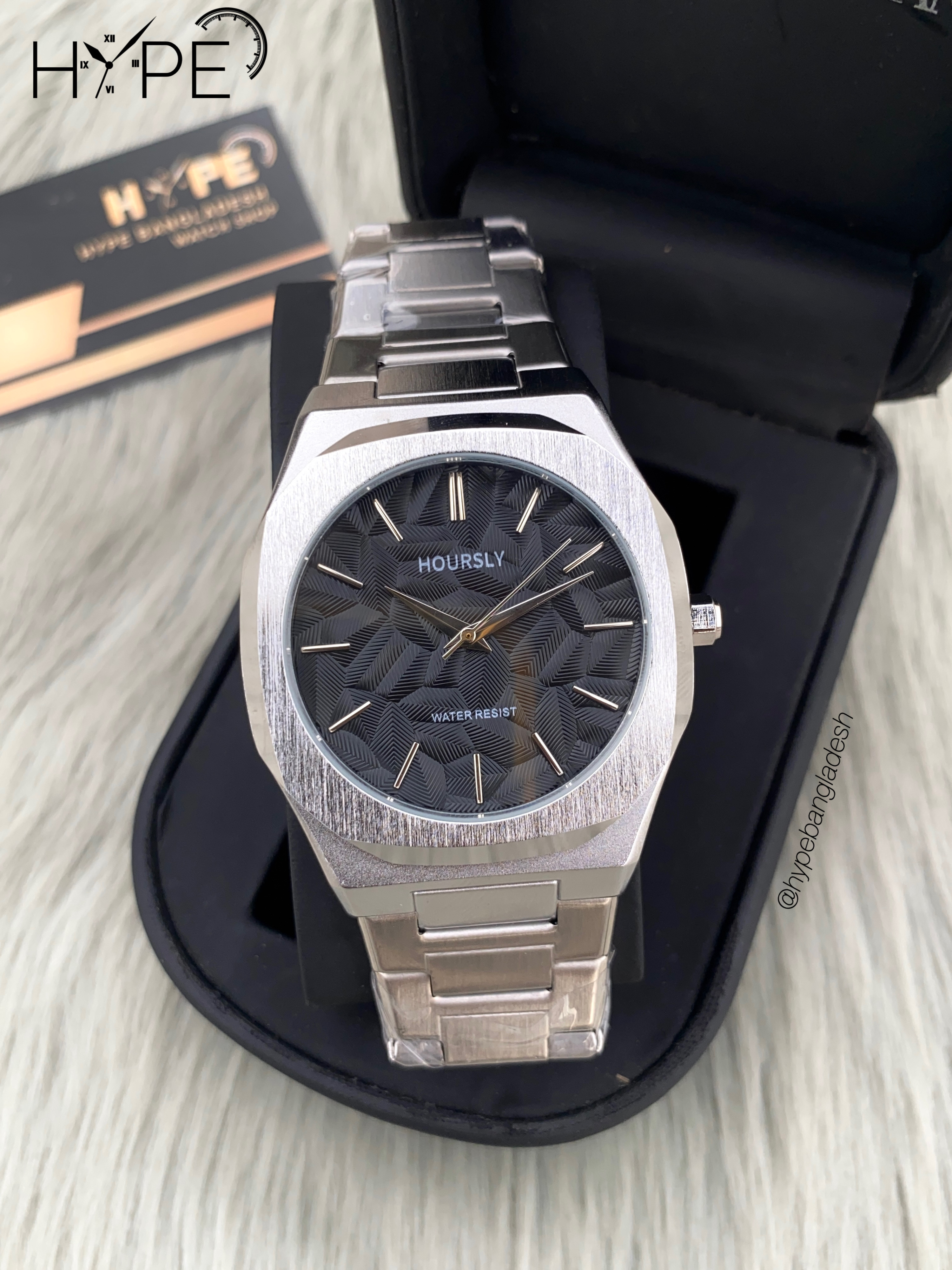 Hoursly stainless steel chain Quartz (Black Dial)_img_0