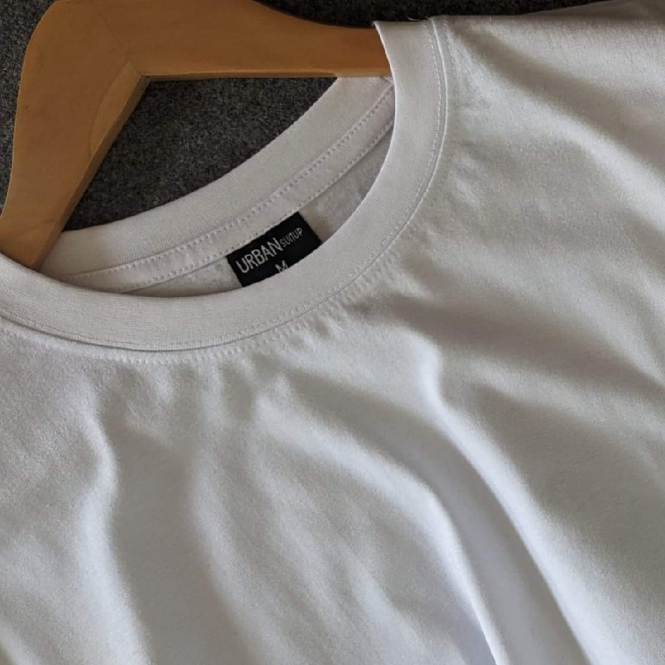 Solid white oversized t-shirt