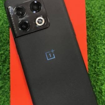 ONE PLUS 10 PRO 5G_img_1